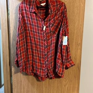Red plaid button down top from Terra and Sky size 4x NWT
